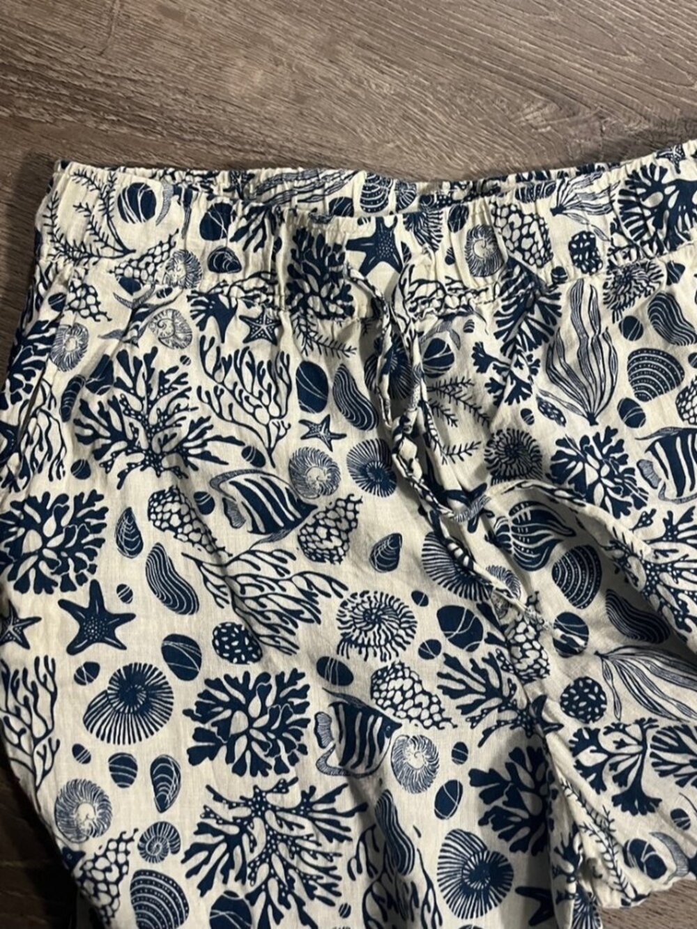 Women's Linen resort Pants - Picture 2 of 2